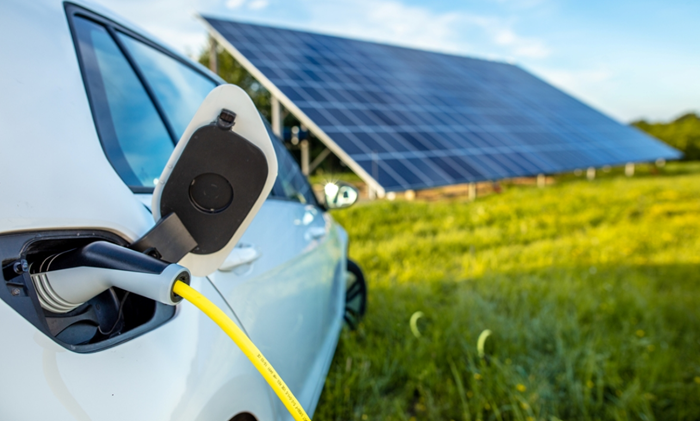 EV Home Charger with Solar Panel: A Sustainable Power Solution