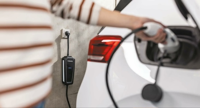 Comparison of 120V EV Chargers vs. Other Charging Options