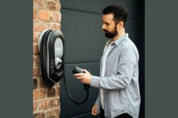 Charging Your EV with Octopus Energy: At Home and On the Go