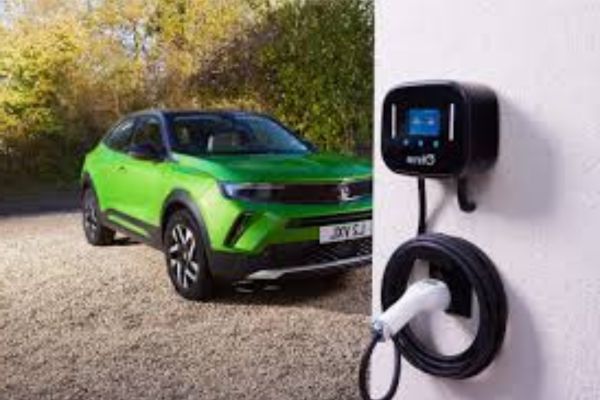 Transform your EV charging with the Octopus Smart Charger.