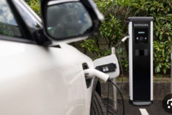 Reviews and feedback from users on smart EV chargers
